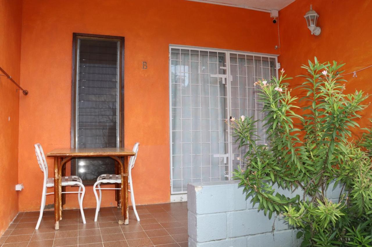 Ocean View Apartments Bridgetown Esterno foto